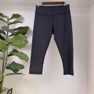 Kyodan Striped Capri Spring Easy Casual‎ Work Out Atheltic Leggings Black Gray